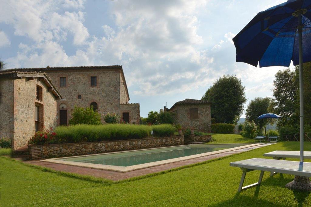 Agriturismo Tre Madonne Монтериджоні Екстер'єр фото