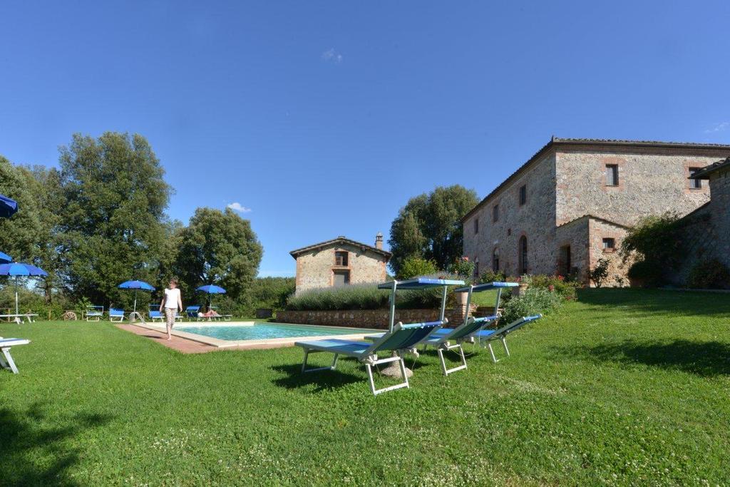 Agriturismo Tre Madonne Монтериджоні Екстер'єр фото